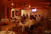 Uno de los restaurantes más grandes y bonitos de la ciudad. - Restaurante La Silla