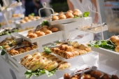 Elaboración de alimentos de la más alta - Felix Quintana Banquetes & Diseño Floral
