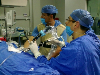 CIRUGIA PERCUTANEA  FRAGEMENTACION DE LITOS - Urólogo - Dr. Félix Padilla Acevedo - Puebla