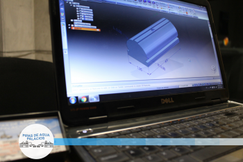 Tanques fabricados de acero inoxidable exclusivamente para transporte de agua, diseñados con materia...