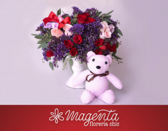 Febrero es el mes ideal para regalar flores, y en Magenta Florería Chic tenemos las más bonitas - Fl...