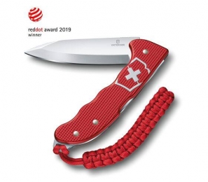 Hunter Pro Alox, elegante Victorinox, diseño icónico y forma perfecta con hoja resistente. Mezcla de...