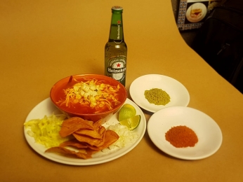 Delicioso pozole rojo con pollo Restaurante El Patio de San Luis - Restaurante El Patio de San Luis ...