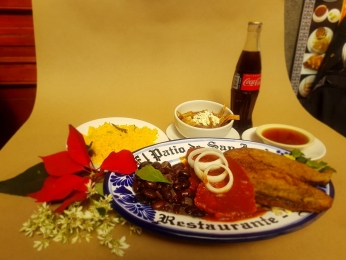SOPAS, PLATÓN NAVIDEÑO (pierna, ayocotes y chipotles rellenos de queso fresco) - Restaurante El Pati...